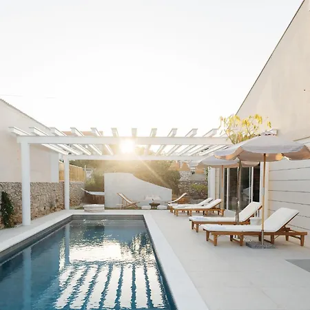 Villa Luxurious Ksenia With Pool Murter