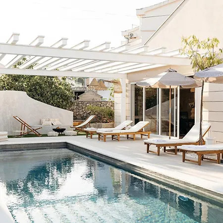 别墅 Luxurious Ksenia With Pool