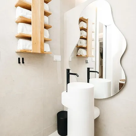 Luxurious Ksenia With Pool