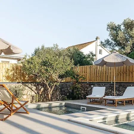 Villa Luxurious Ksenia With Pool *