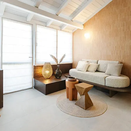 Luxurious Ksenia With Pool Villa