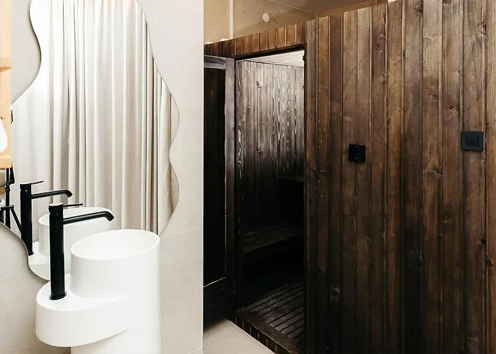 Luxurious Ksenia With Pool *