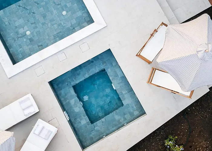 Luxurious Ksenia With Pool Villa Murter