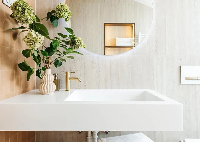 Luxurious Ksenia With Pool Villa