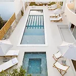 Luxurious Ksenia With Pool