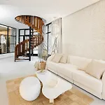 Luxurious Ksenia With Pool Villa *
