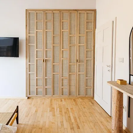 Luxurious Ksenia With Pool Willa *