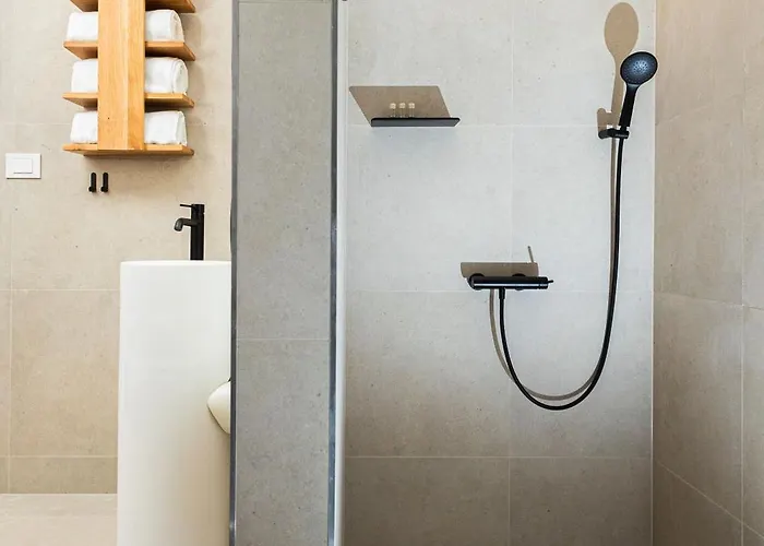 Luxurious Ksenia With Pool Willa